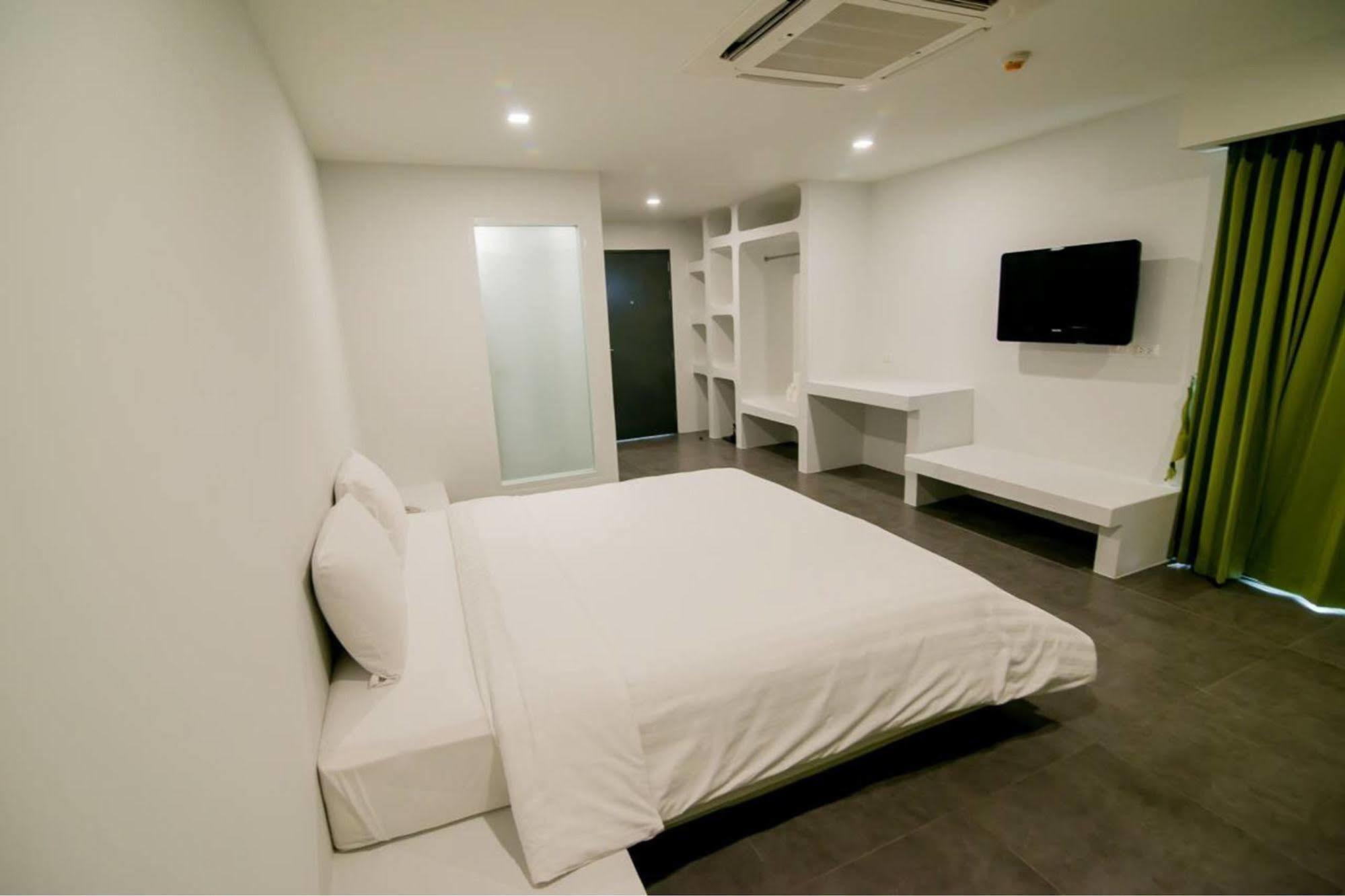 Hotel Panitar Haus Chonburi Zewnętrze zdjęcie
