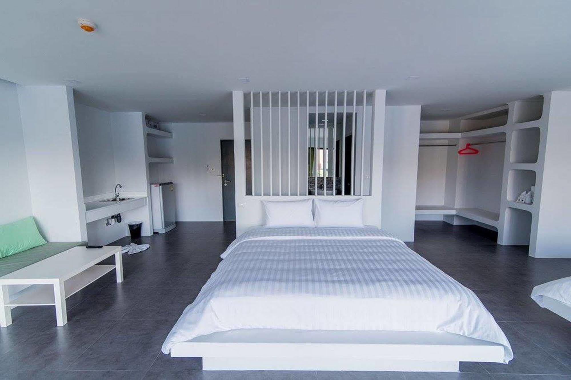 Hotel Panitar Haus Chonburi Zewnętrze zdjęcie
