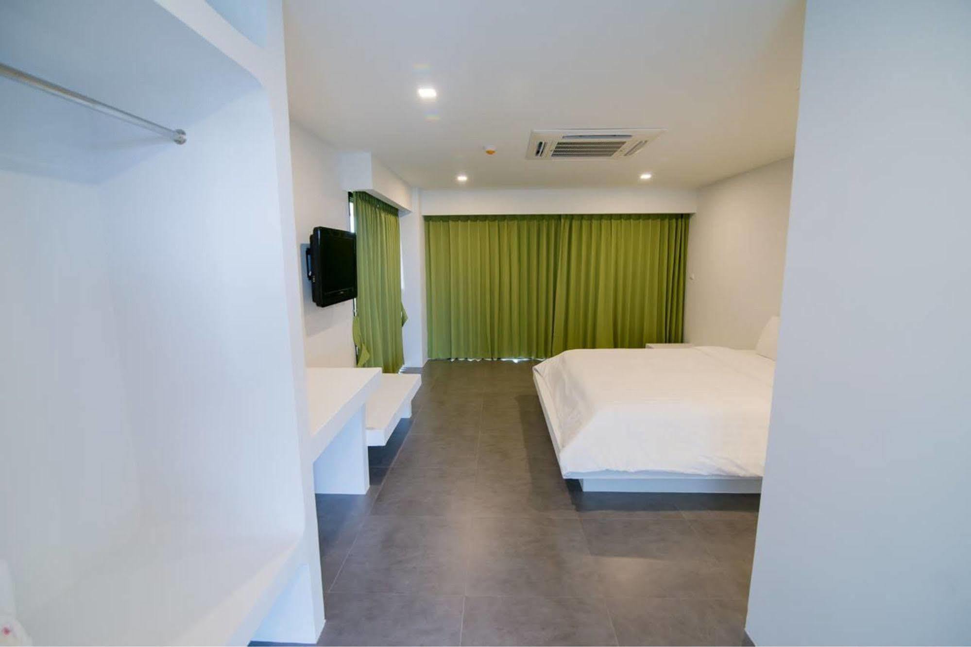 Hotel Panitar Haus Chonburi Zewnętrze zdjęcie